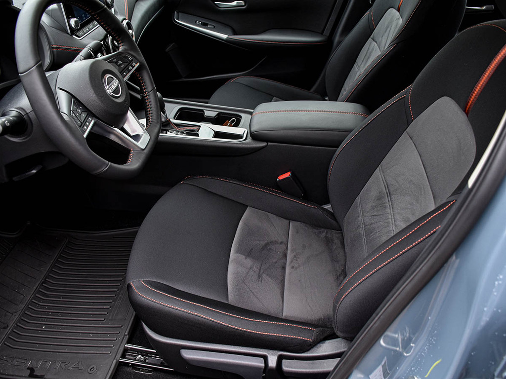 2025 Nissan Sentra SR, Toronto, Cash