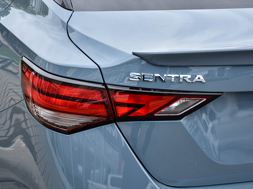 2025 Nissan Sentra SR, Toronto, Cash