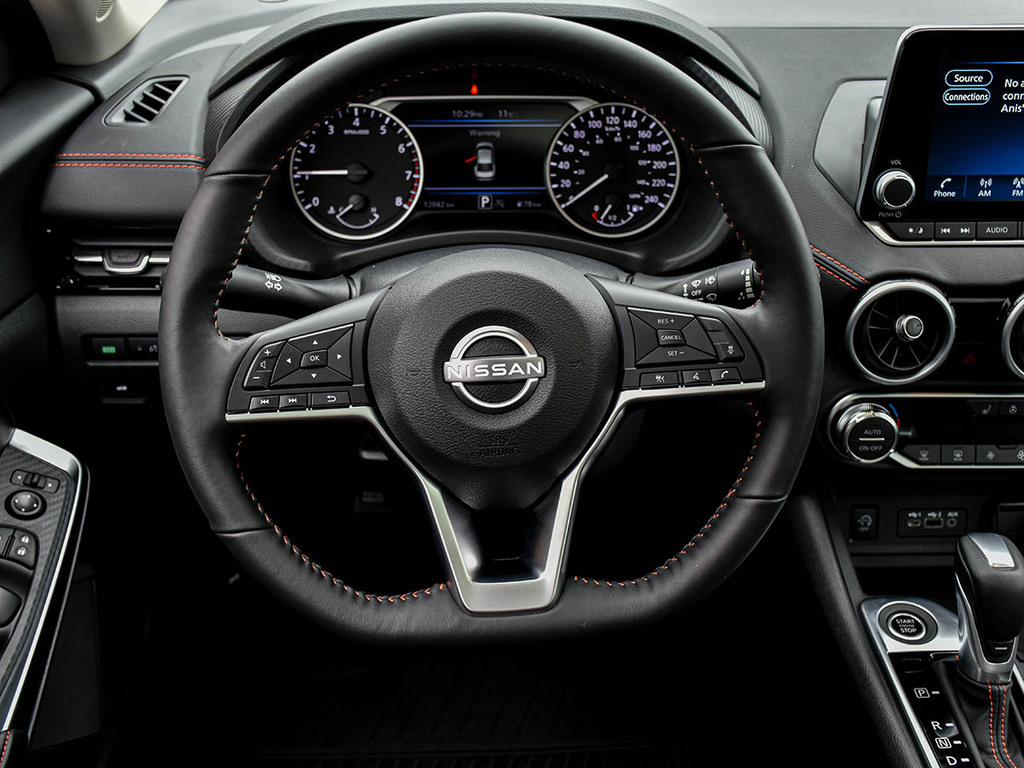 2025 Nissan Sentra SR, Toronto, Cash