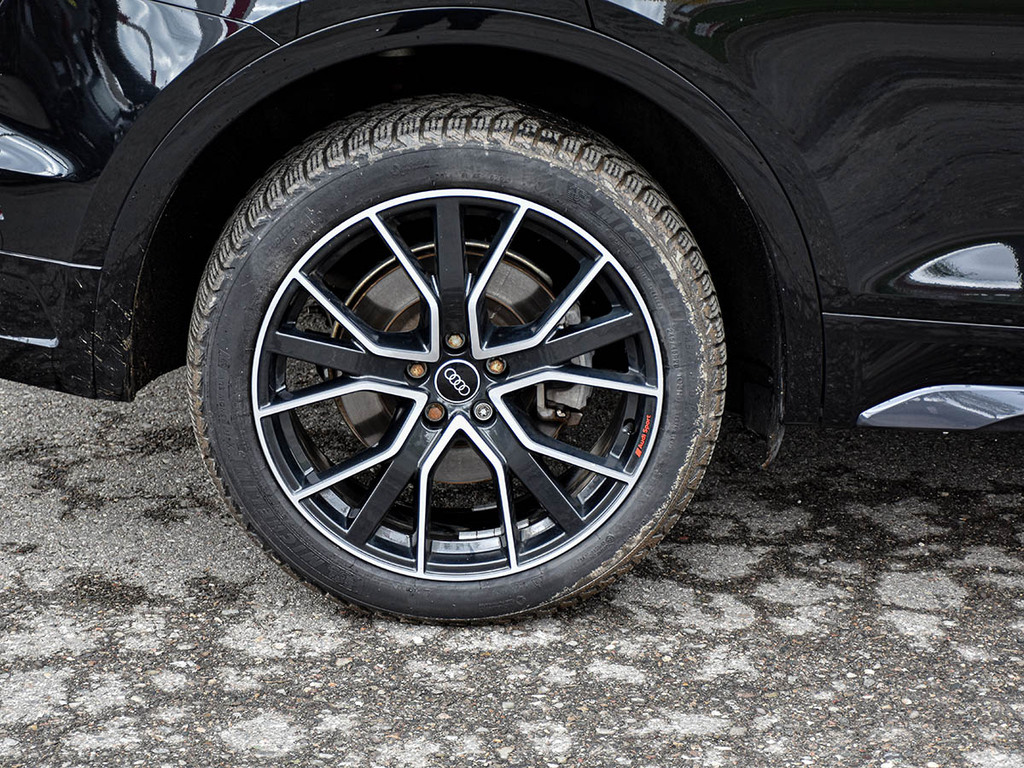 2021 Audi Q5 45 Progressiv, Toronto, Cash