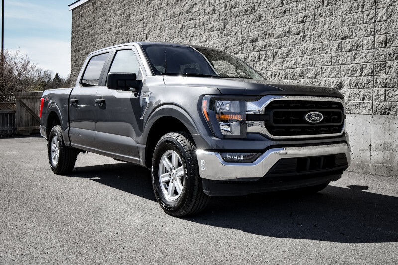 2023 Ford F-150 XLT  • NAV • PARK ASSIST • POWER SEAT • BEDLINER