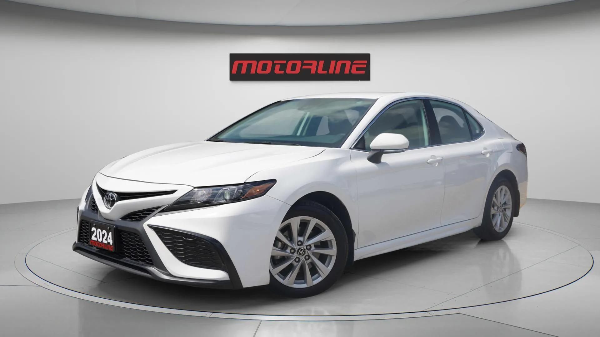 2024 Toyota Camry 2.5L|SE Auto| AWD|Apple CarPlay|Paddle Shifters|He