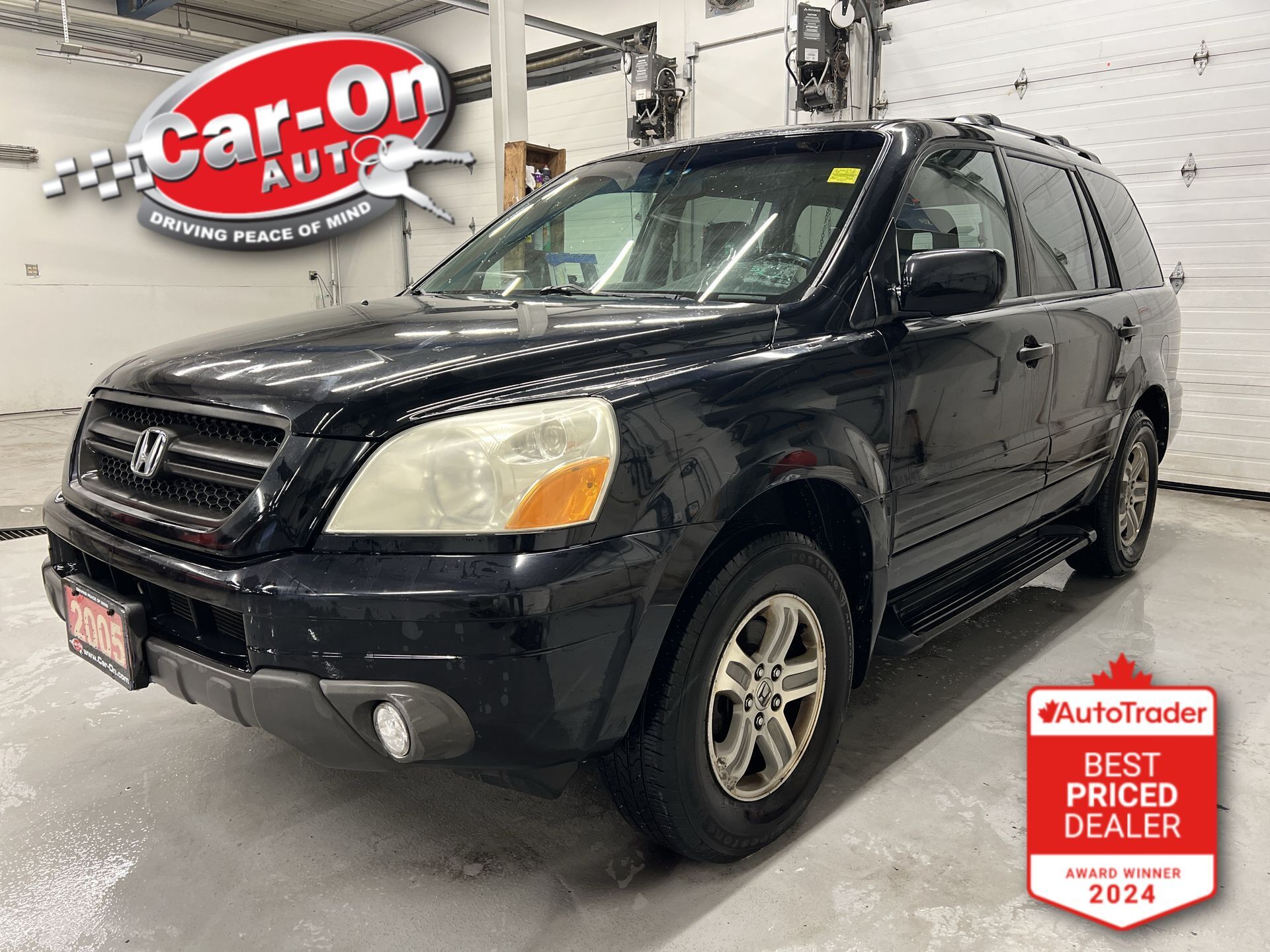 2005 Honda Pilot EX AWD | LEATHER | SUNROOF | HTD SEATS | 8-PASS