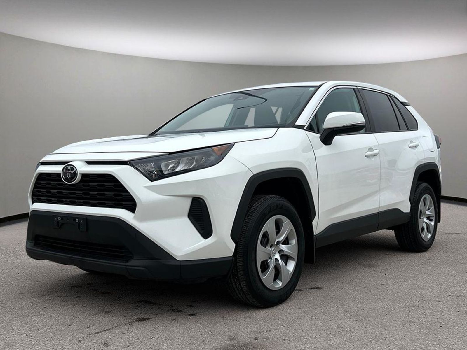 2022 Toyota RAV4 LE | AWD | Apple Carplay & Android Auto | Heated F