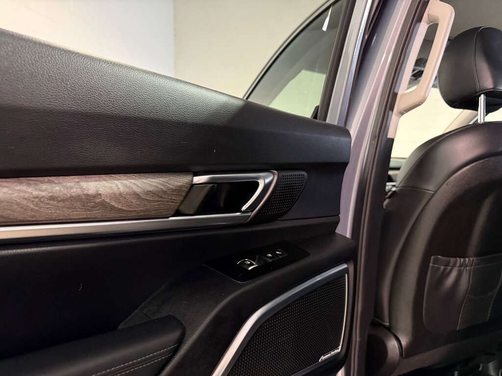 2020 Kia Telluride SX Limited w/Nappa, Vancouver, Cash