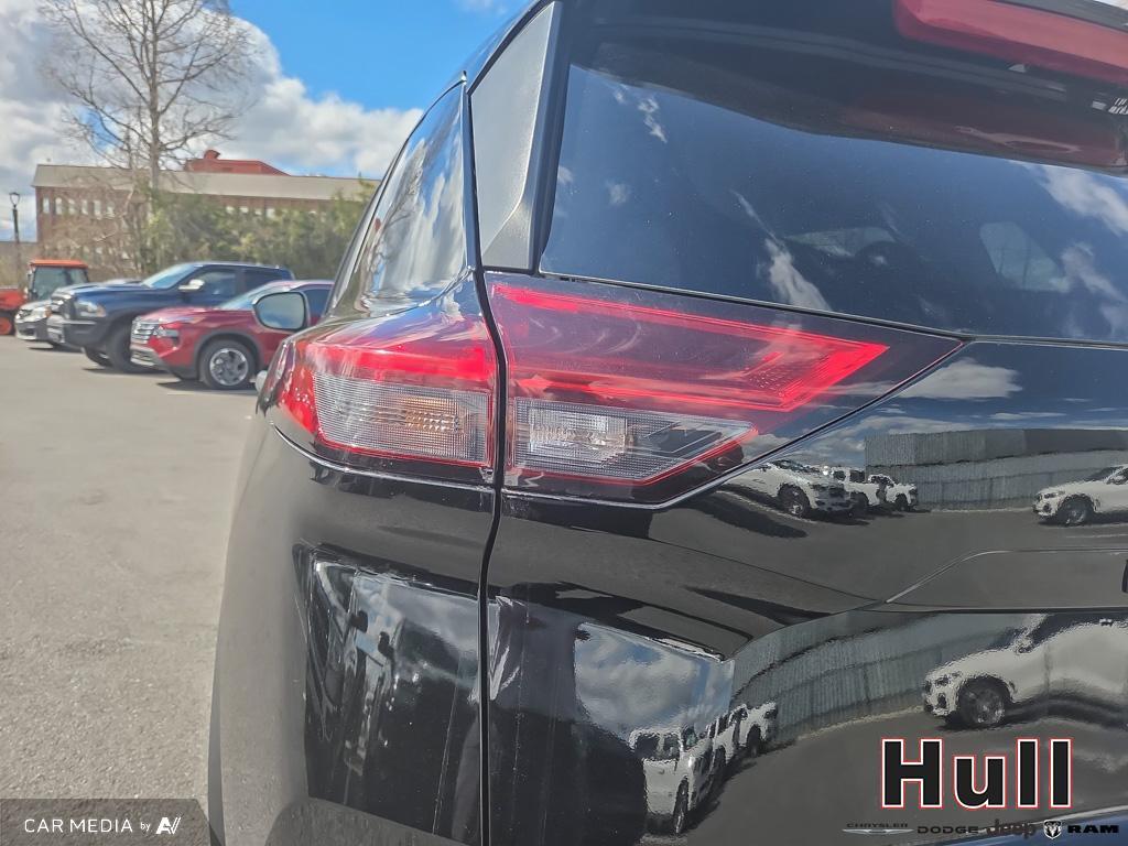 2021 Nissan Rogue AWD S, Toronto, Cash