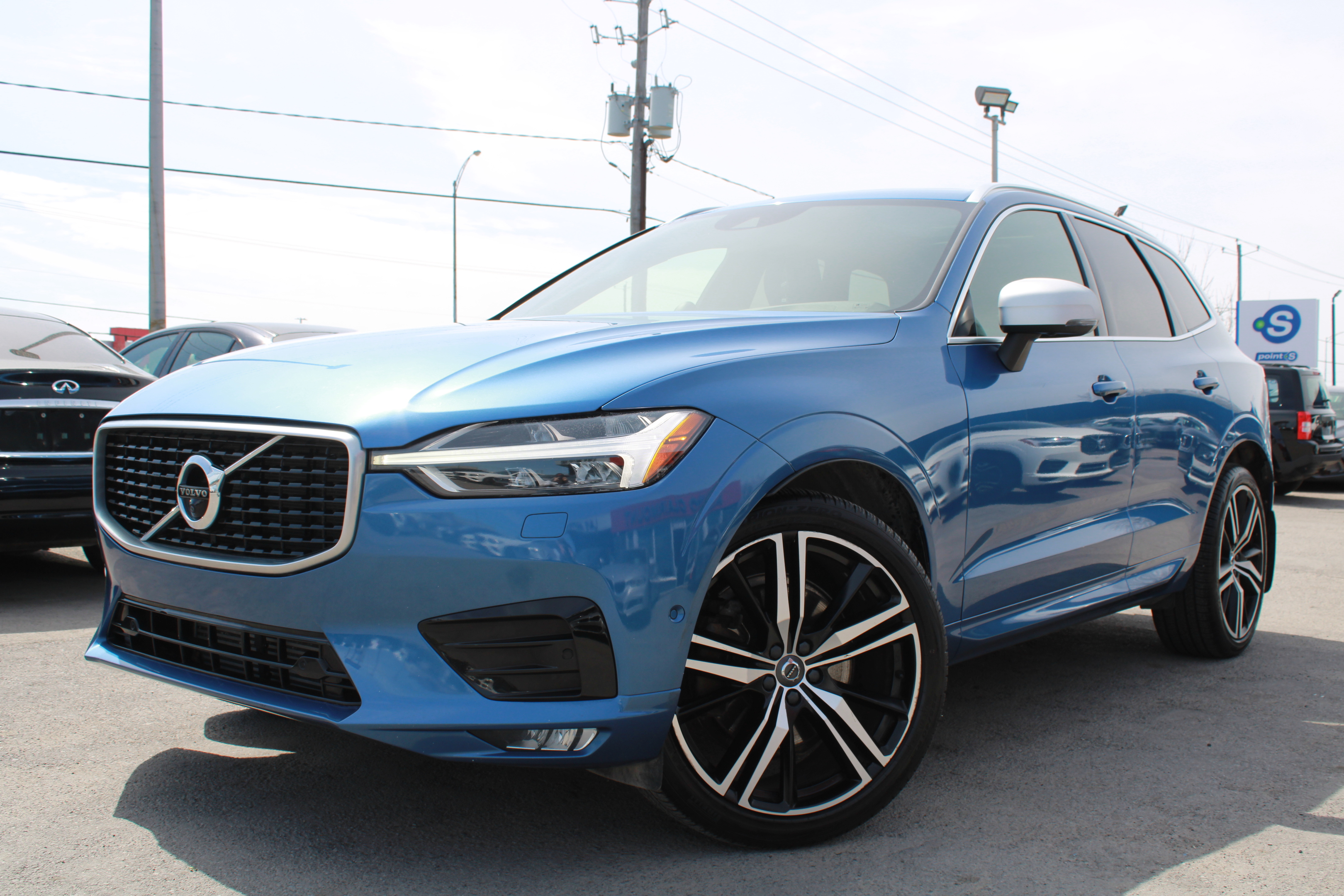 2019 Volvo XC60 T6 AWD R-Design, MAGS, CUIR, TOIT PANORAMIQUE, A/C