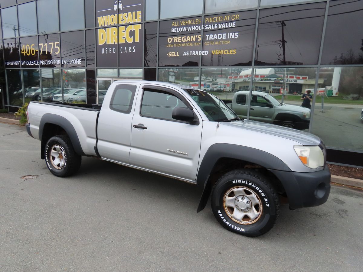 2010 Toyota Tacoma BASE AWD