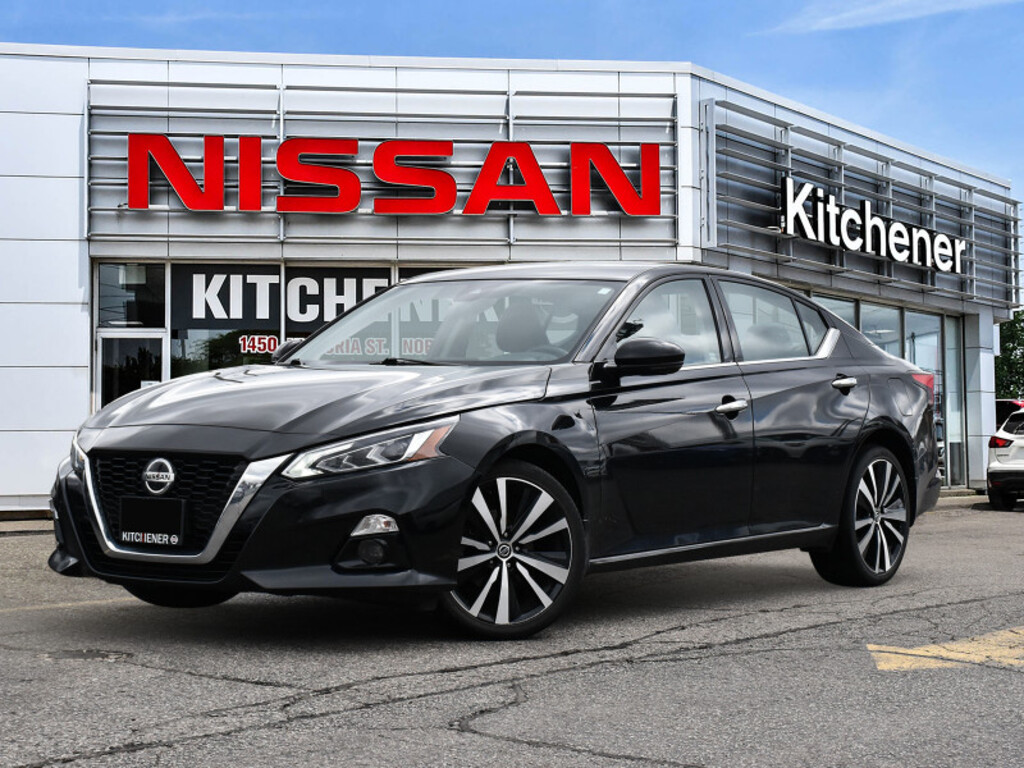 2021 Nissan Altima 2.5 Platinum AWD | Leather | Navi | Roof