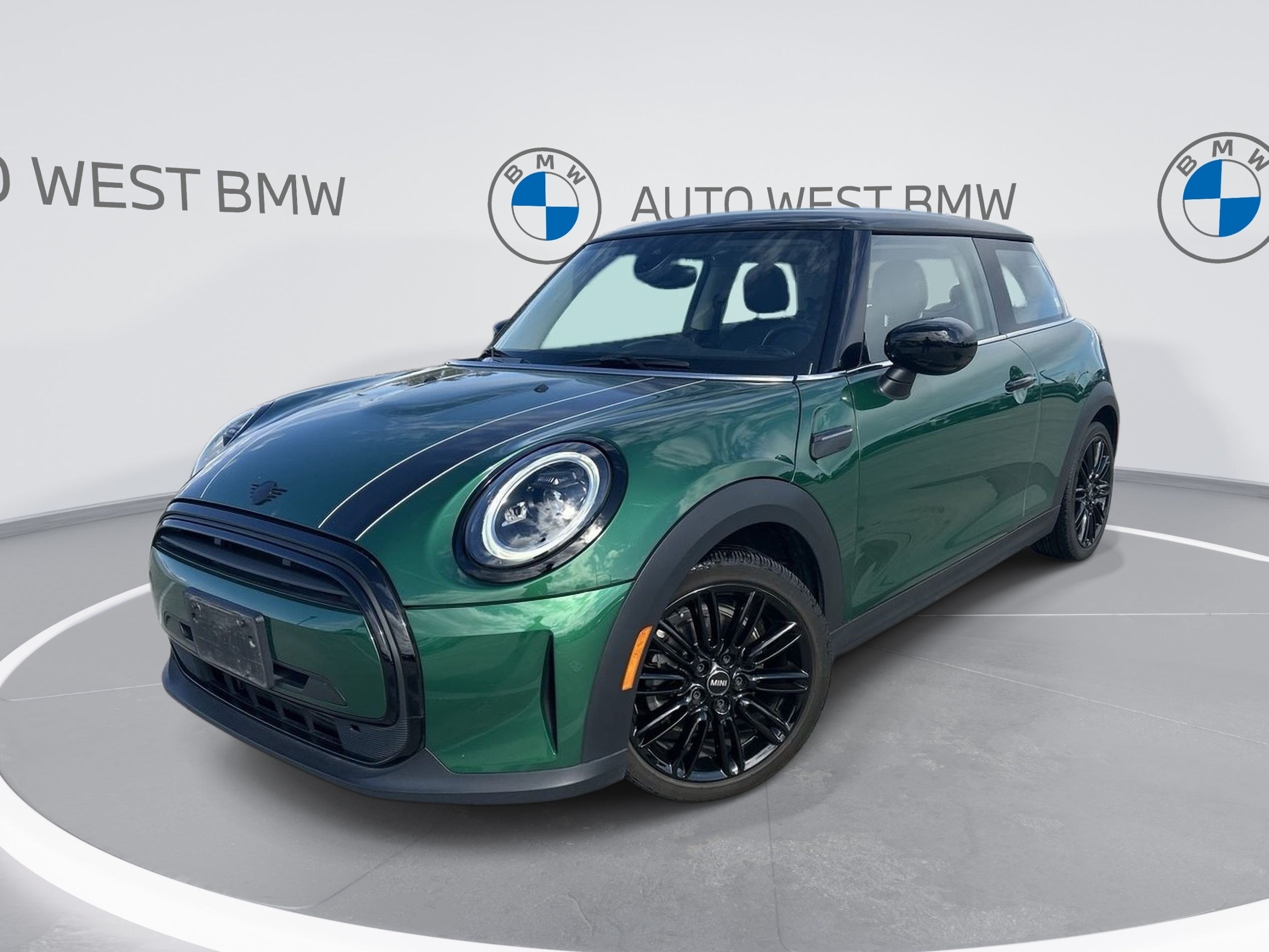 2022 MINI Cooper Hardtop | Manual | Premier Line