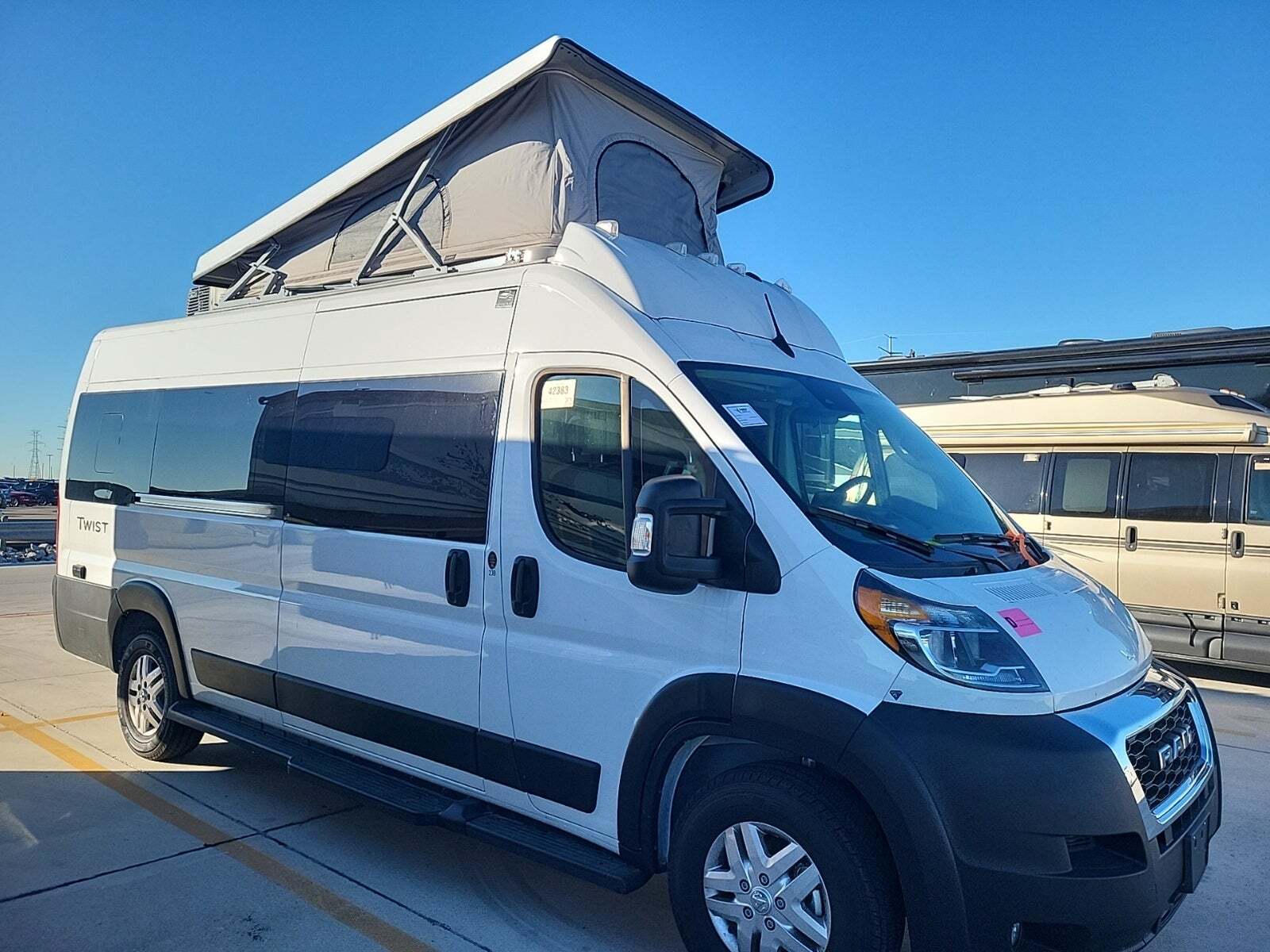 2024 Thor Motor Coach Dazzle 