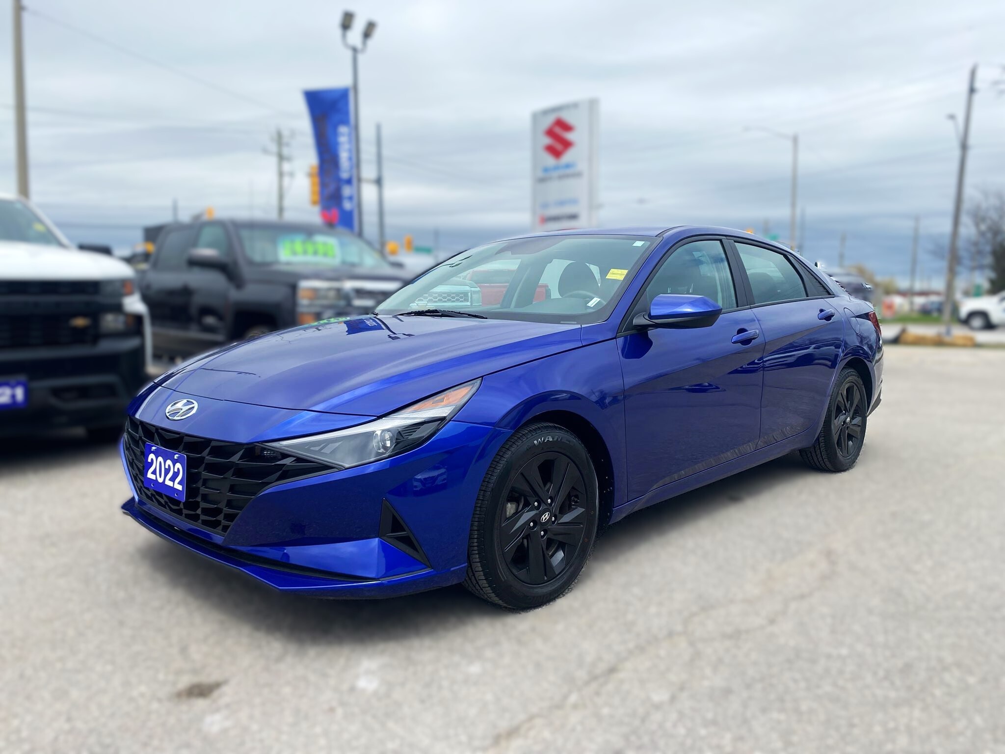 2022 Hyundai Elantra Preferred ~Heated Seats + Wheel ~Camera ~Moonroof