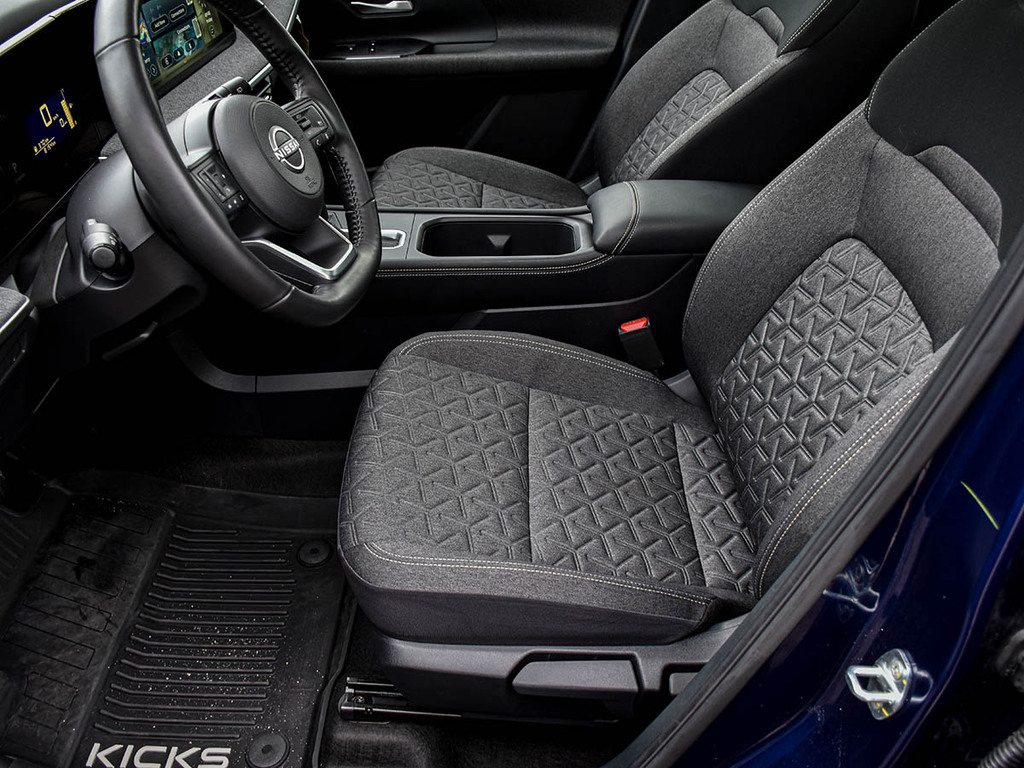2025 Nissan Kicks SV, Toronto, Cash