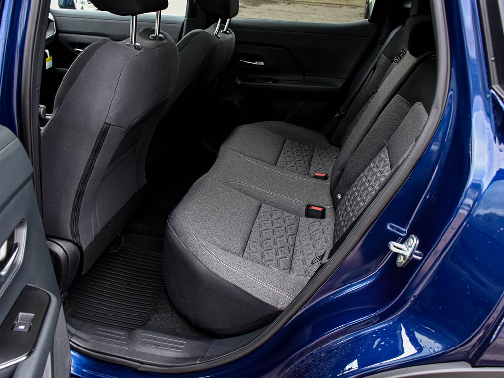 2025 Nissan Kicks SV, Toronto, Cash
