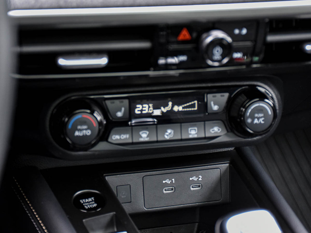2025 Nissan Kicks SV, Toronto, Cash