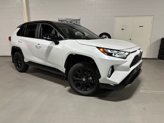 2025 Toyota RAV4 Hybrid XSE AWD SKIP WAIT TIME ITS HERE TODAY!