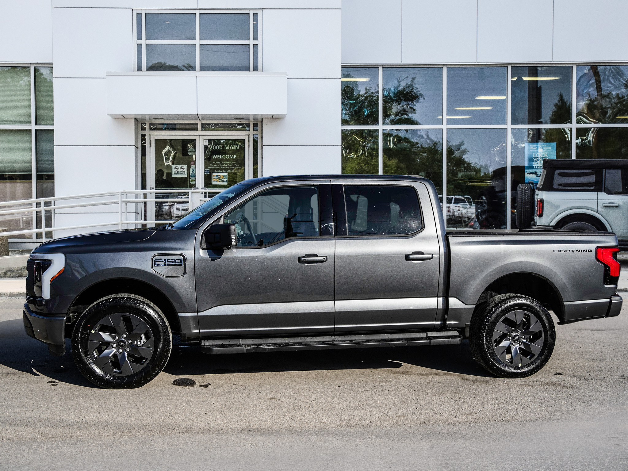 2025 Ford F-150 Lightning