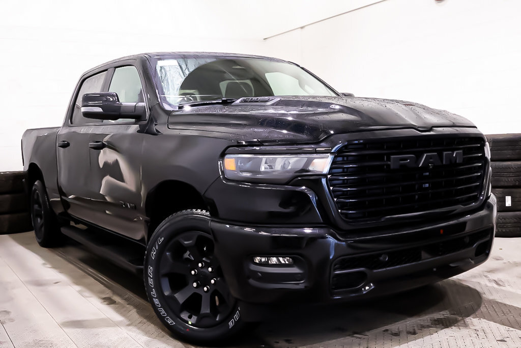 2025 Ram 1500 SPORT 