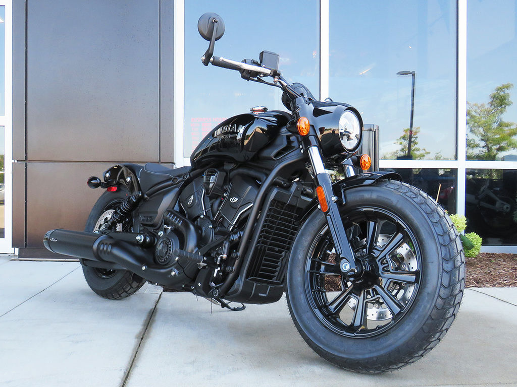 2025 Indian Motorcycles Scout® Bobber Limited Black Metallic 