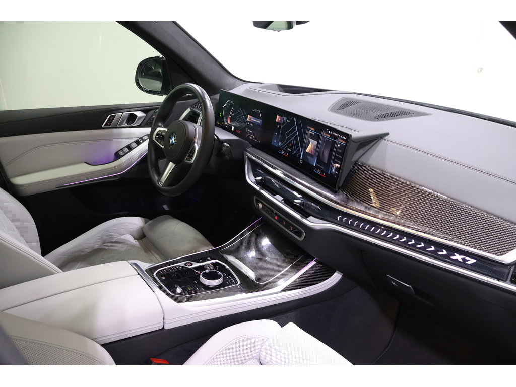 2023 BMW X7 xDrive40i, Toronto, Cash