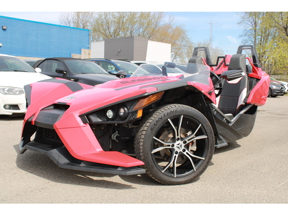 Polaris Slingshot 2015 Sainte-Catherine