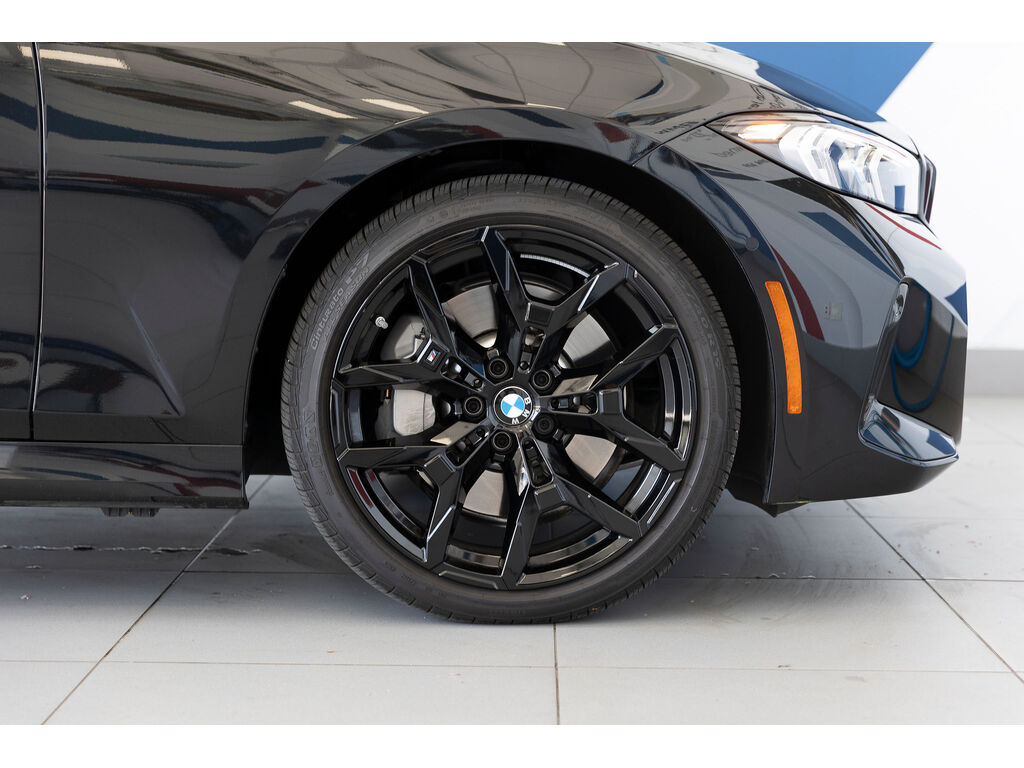 2025 BMW 330i xDrive, Vancouver, Cash