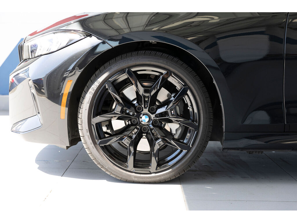 2025 BMW 330i xDrive, Vancouver, Cash