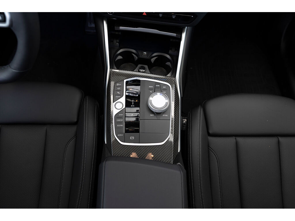 2025 BMW 330i xDrive, Vancouver, Cash
