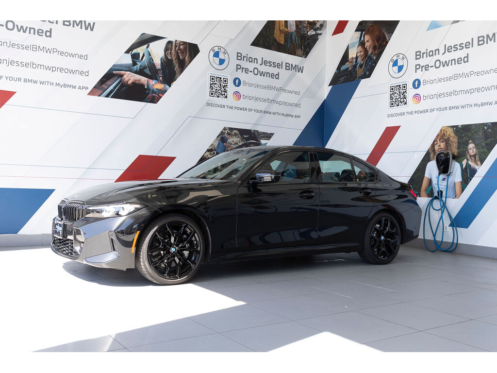 2025 BMW 330i xDrive, Vancouver, Cash