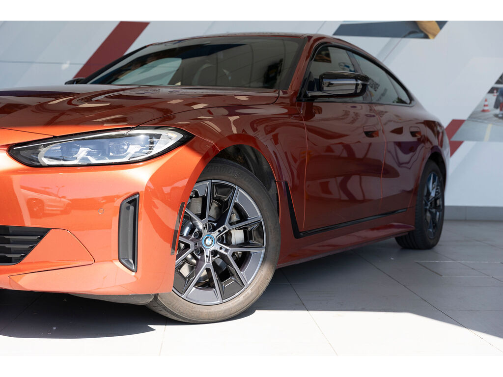 2023 BMW i4 eDrive40, Vancouver, Cash