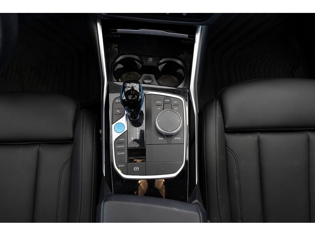 2023 BMW i4 eDrive40, Vancouver, Cash