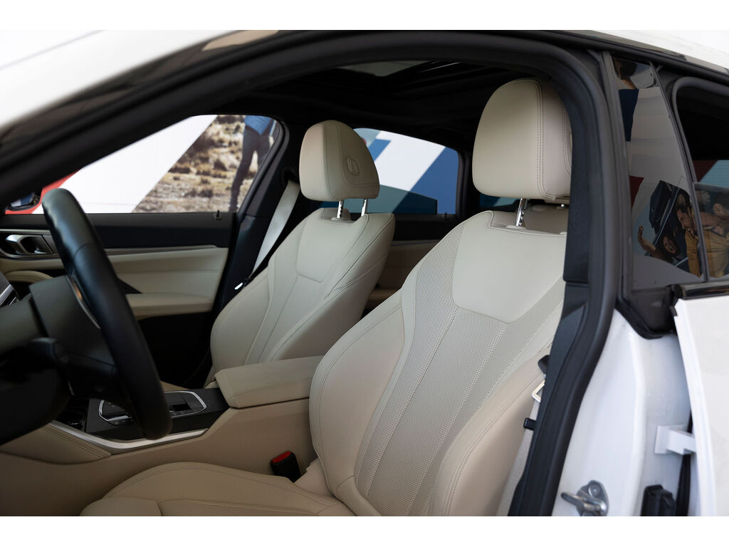 2022 BMW i4 eDrive40, Vancouver, Cash