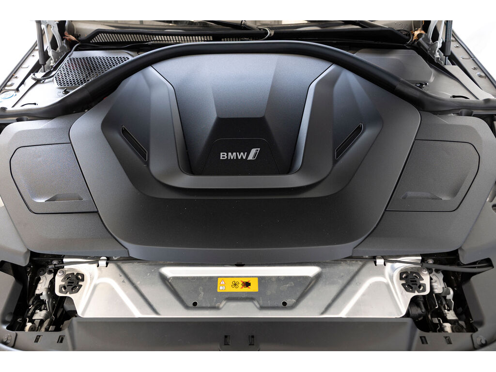2022 BMW i4 eDrive40, Vancouver, Cash