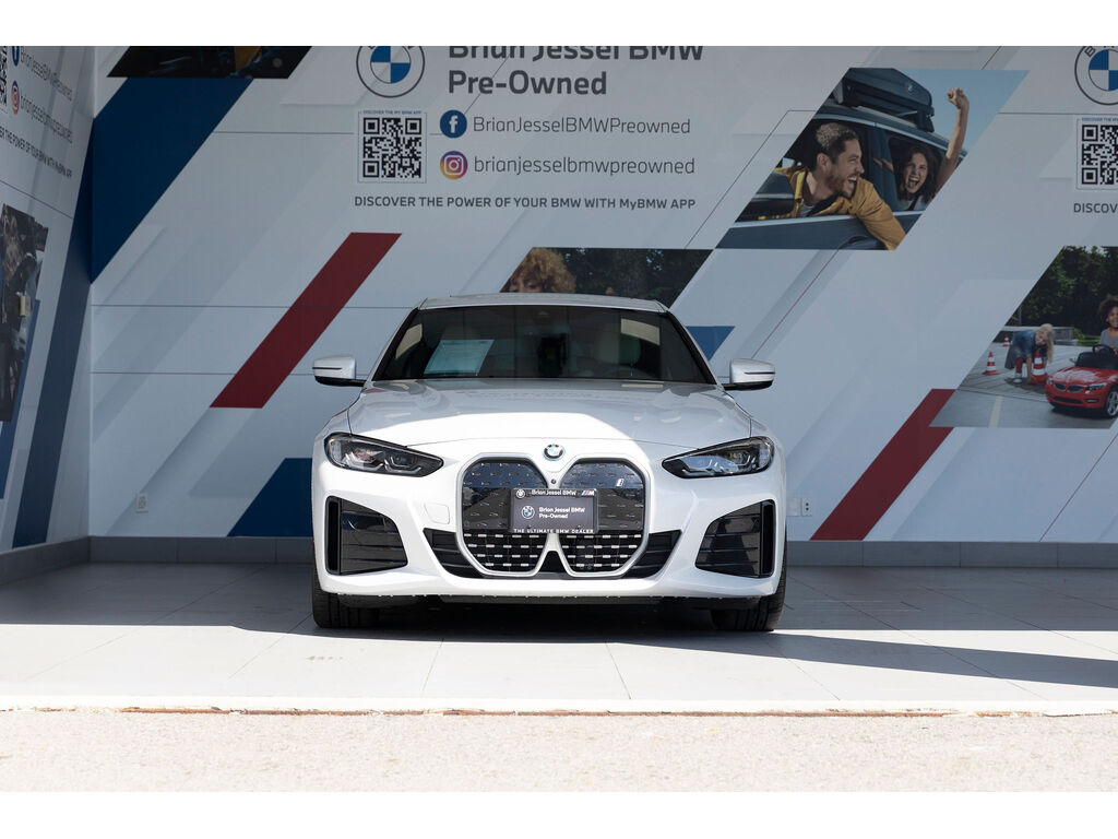 2022 BMW i4 eDrive40, Vancouver, Cash