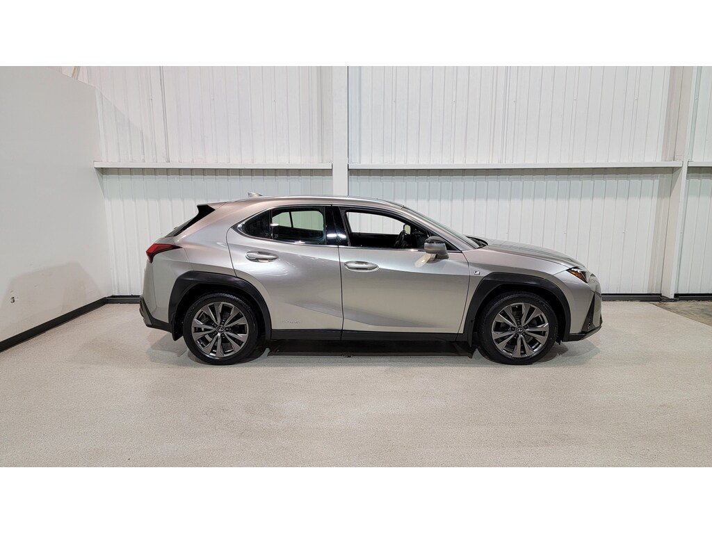 Lexus UX 2019