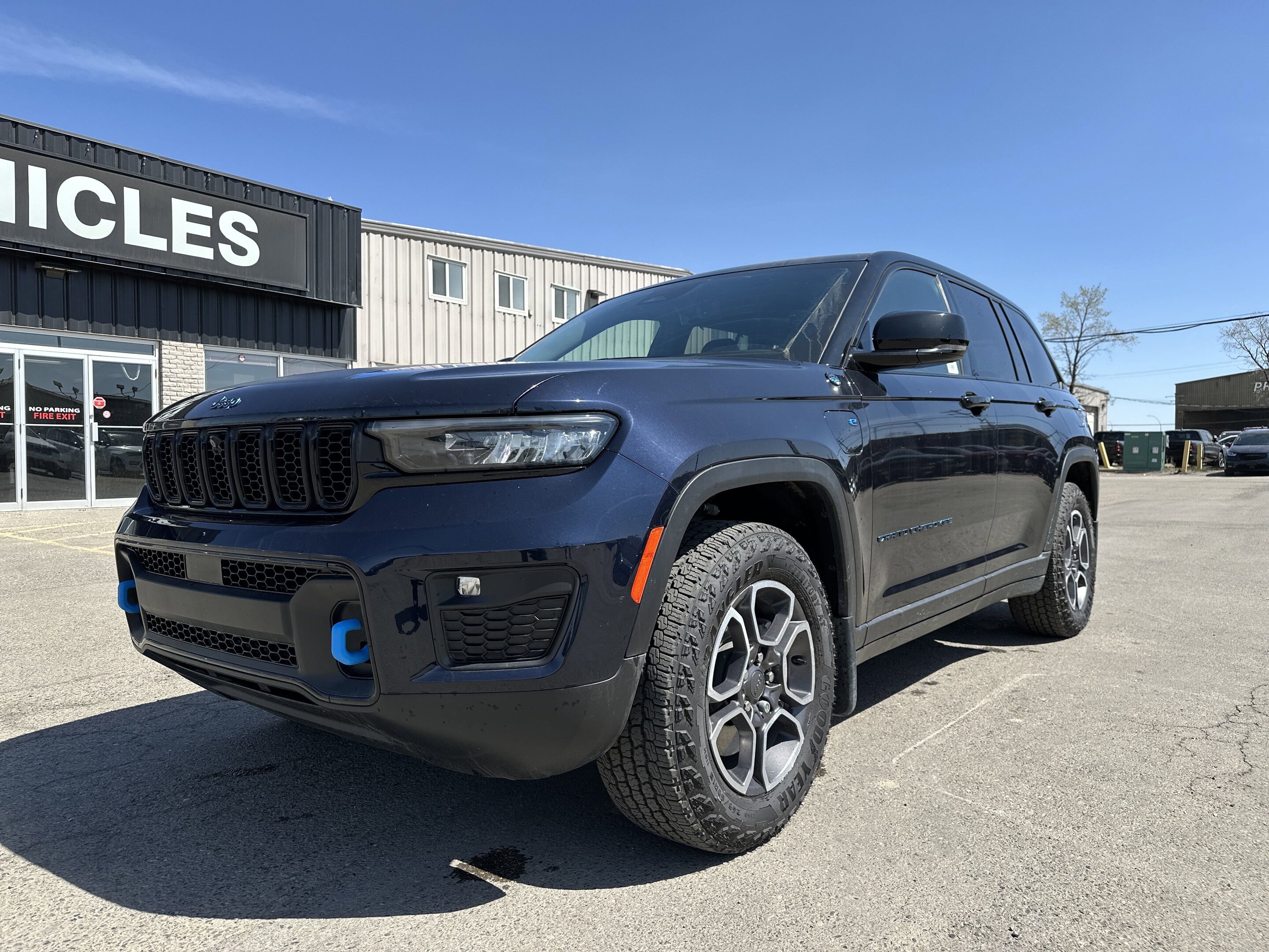 2023 Jeep Grand Cherokee 4xe Trailhawk | Demo Special