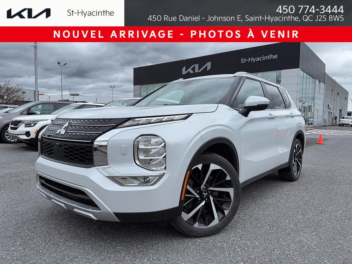 2022 Mitsubishi Outlander LE Premium S-AWC // 1 SEUL PROPRIO / 7 PASSAGERS /