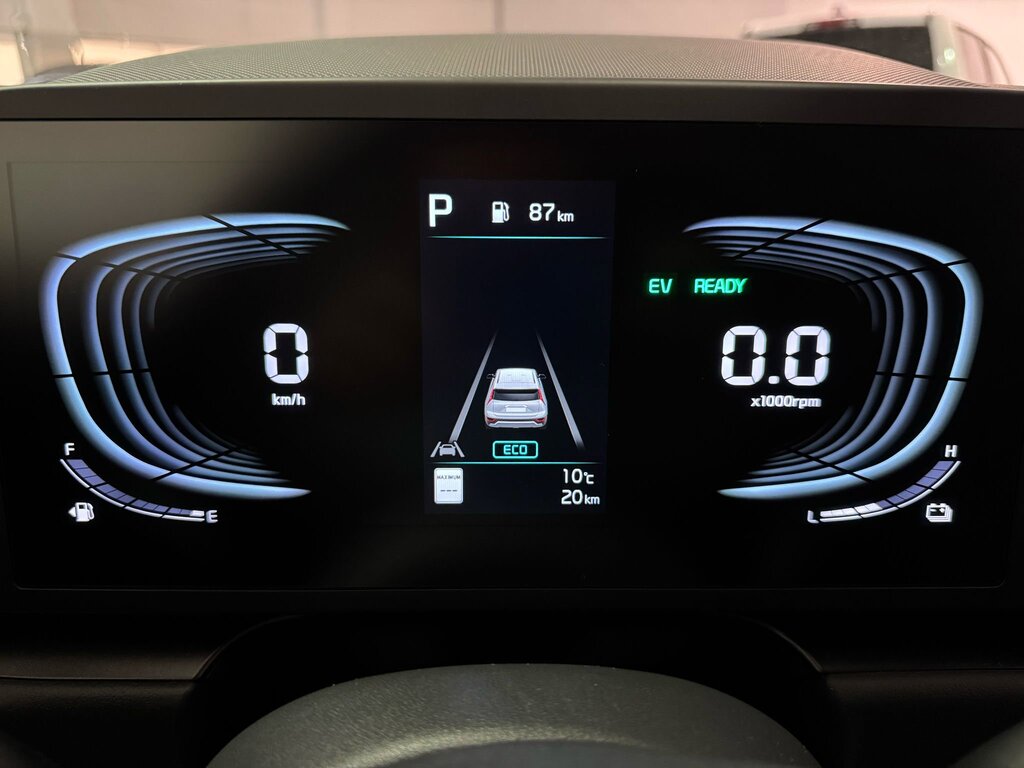 2025 Kia Niro LX, Vancouver, Cash