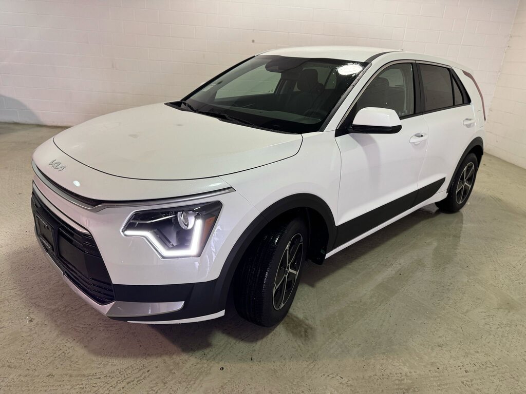 2025 Kia Niro LX, Vancouver, Cash