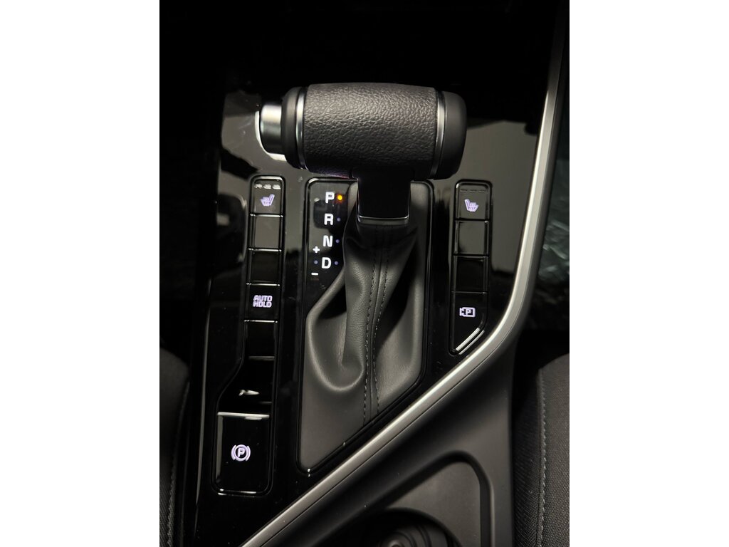 2025 Kia Niro LX, Vancouver, Cash