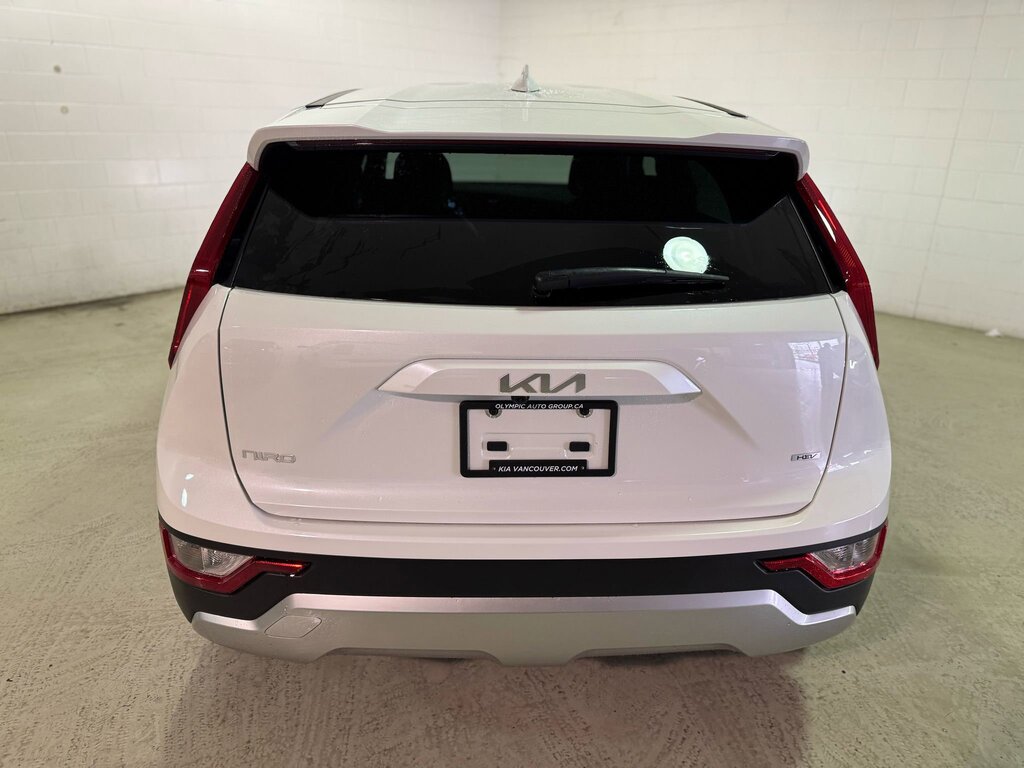 2025 Kia Niro LX, Vancouver, Cash