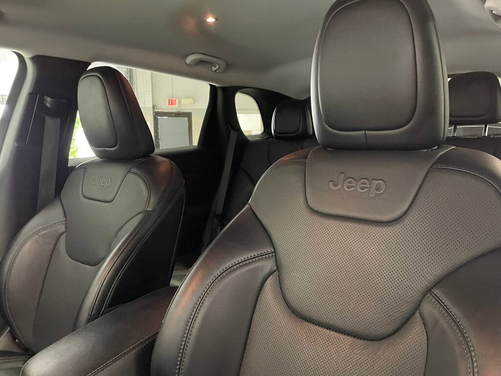 2023 Jeep Cherokee Altitude, Vancouver, Cash