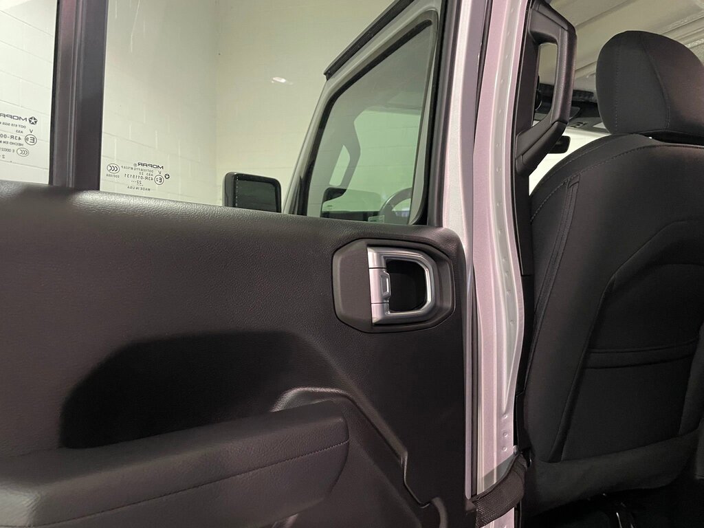 2023 Jeep Wrangler 4-Door Sport S, Vancouver, Cash