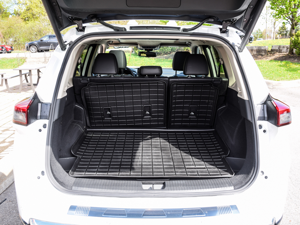 2025 Nissan Rogue Platinum, Toronto, Cash