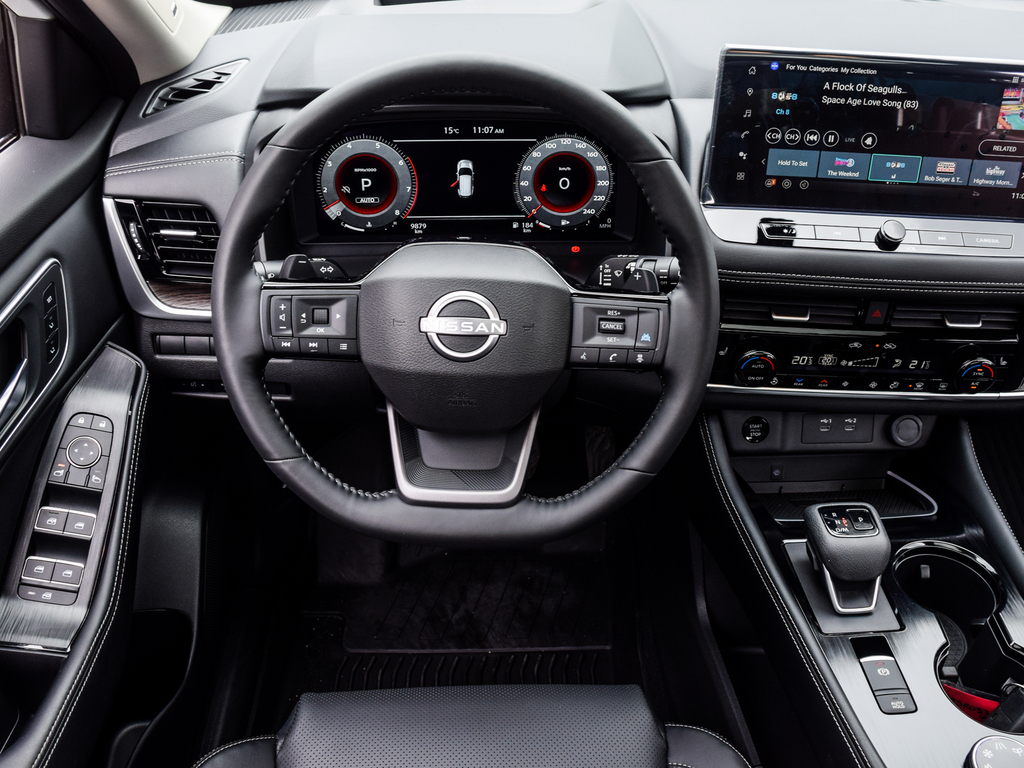 2025 Nissan Rogue Platinum, Toronto, Cash