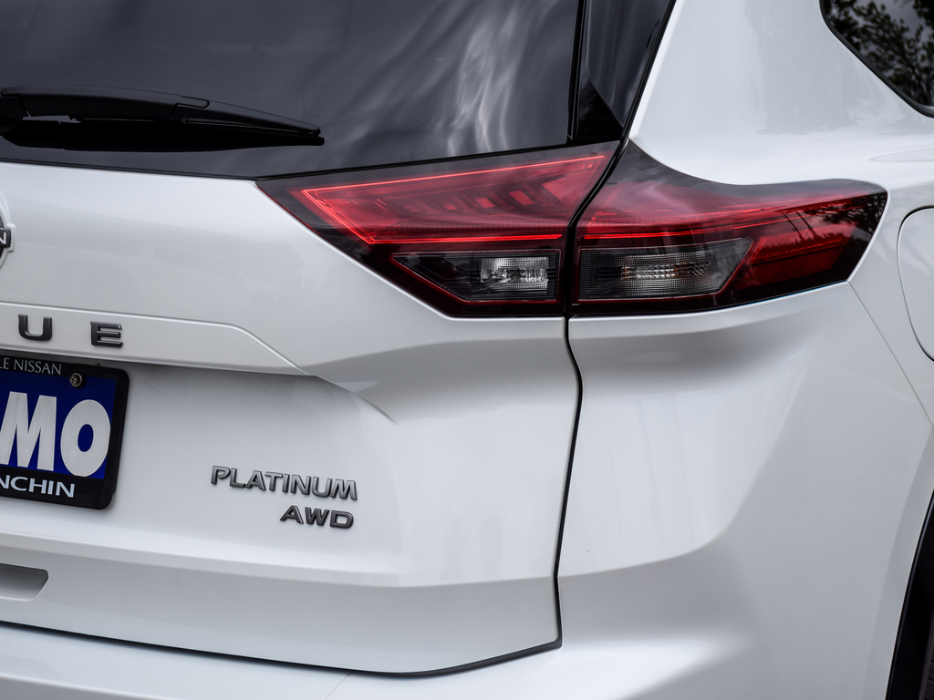 2025 Nissan Rogue Platinum, Toronto, Cash