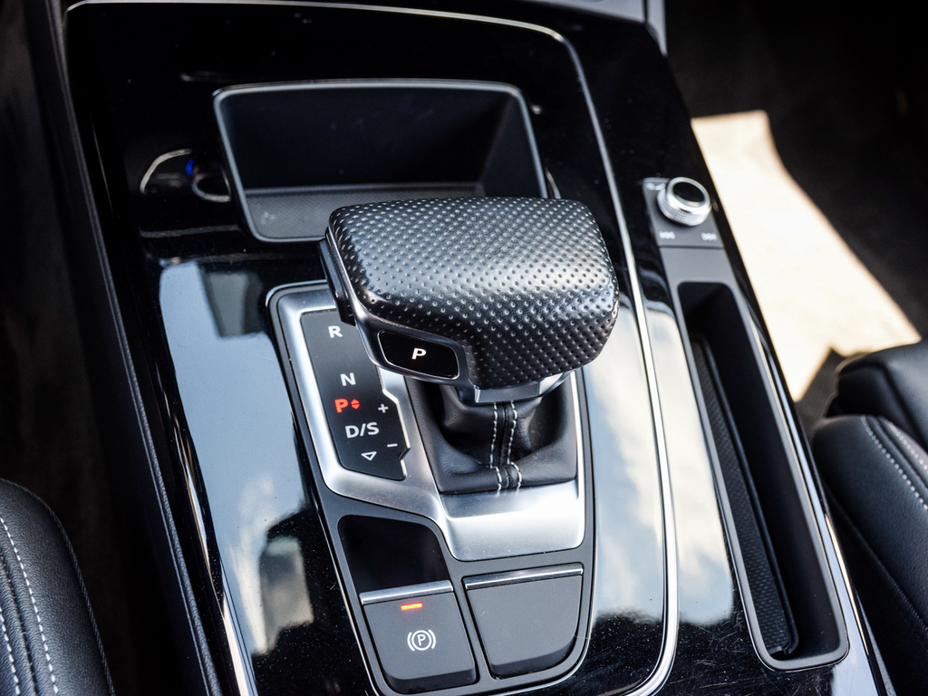 2022 Audi Q5 45 Technik, Toronto, Cash