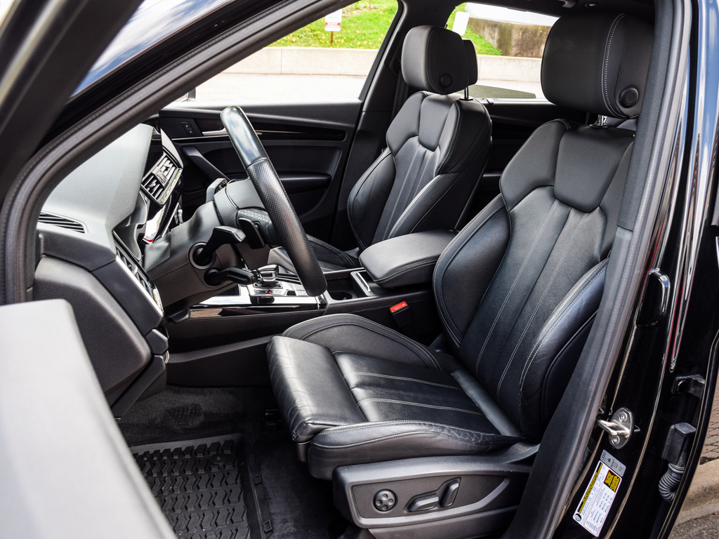 2021 Audi Q5 45 Progressiv, Toronto, Cash