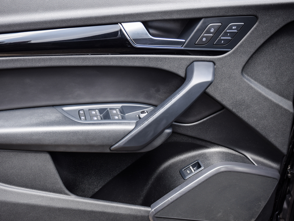 2021 Audi Q5 45 Progressiv, Toronto, Cash