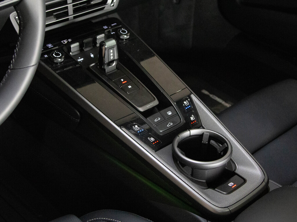2024 Porsche 911 Carrera 4S, Toronto, Cash